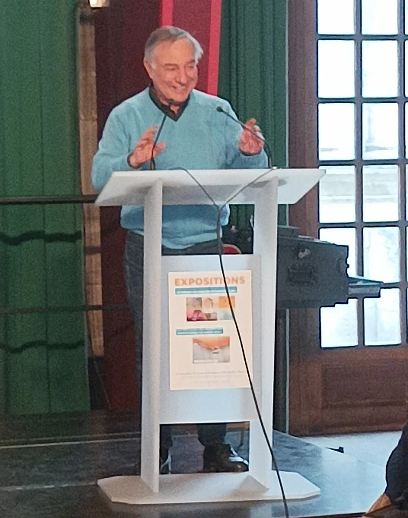 Allain Bougrain-Dubourg au pupitre pour son allocution